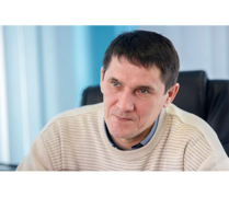 Владимир Шатунов, директор казанского молочного комбината "Эдельвейс": «Меня тоже коробит цена в сто рублей за пачку творога, но...»